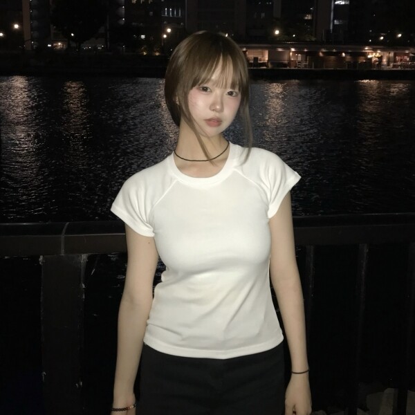 틴스튜디오,keemy 슬림핏 베이직 반팔티