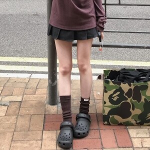 keemy 플리츠 뒷밴딩 미니 청스커트