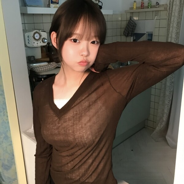 틴스튜디오,keemy 여리 브이넥 긴팔티