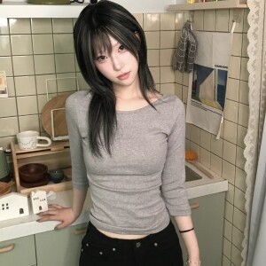 wooah 7부 베이직 티셔츠